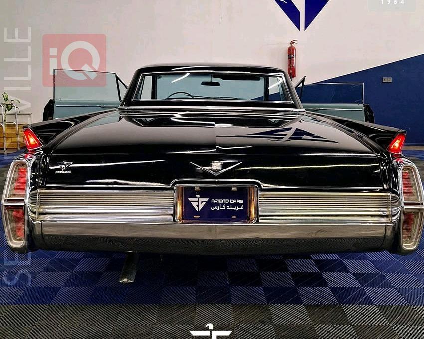 Cadillac DeVille